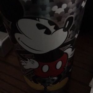 Meet your Posher, Carla